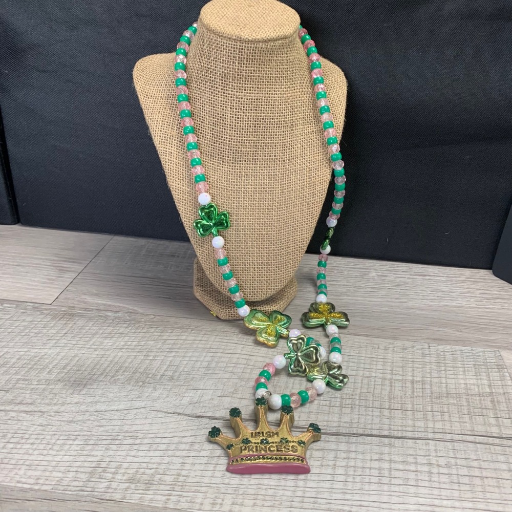 St Patricks Day Irish Princess Beaded Necklace Green Shamrock Crown 36 Inch